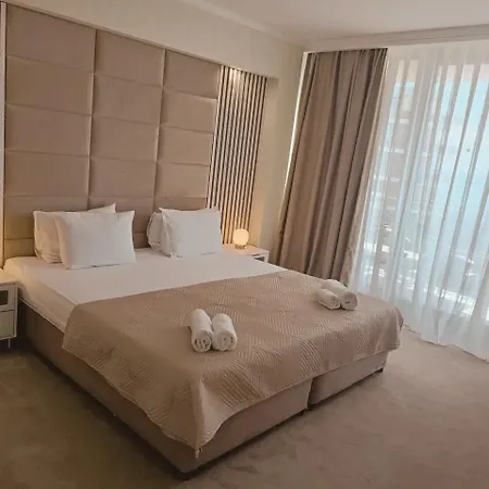 Sandy Bay Отель 4*