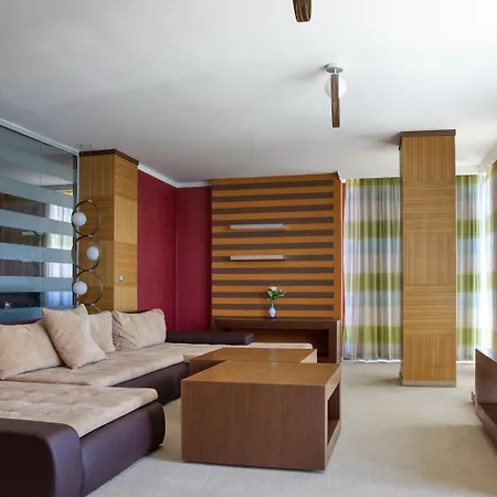 Sandy Bay 4*