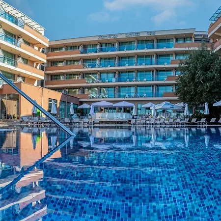 Hotel Sandy Bay 4*