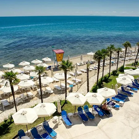 Sandy Bay Otel 4*