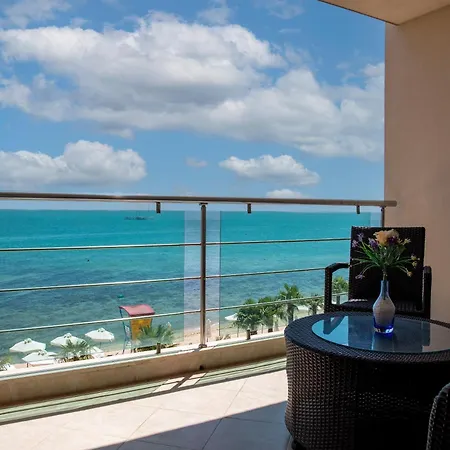 Sandy Bay Hotel 4*