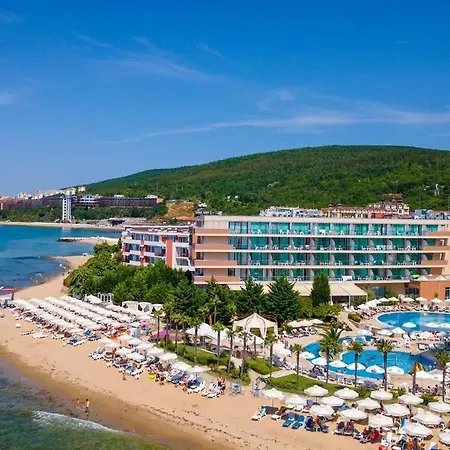 Sandy Bay Hotel 4*