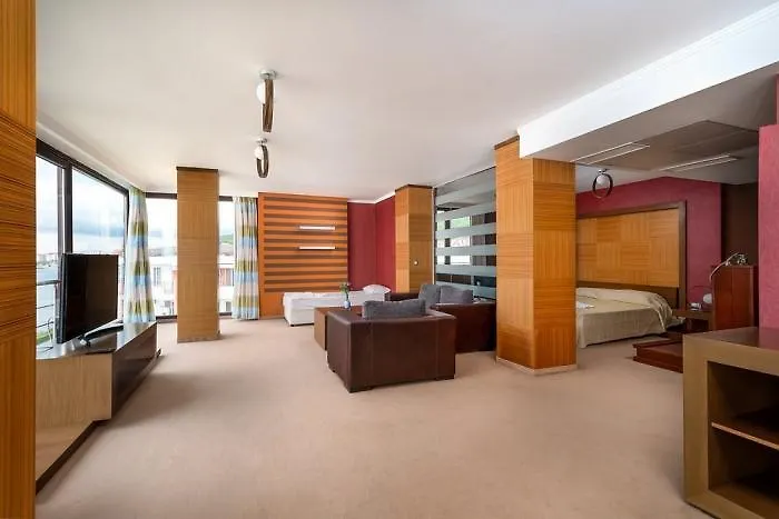 Отель Sandy Bay 4*