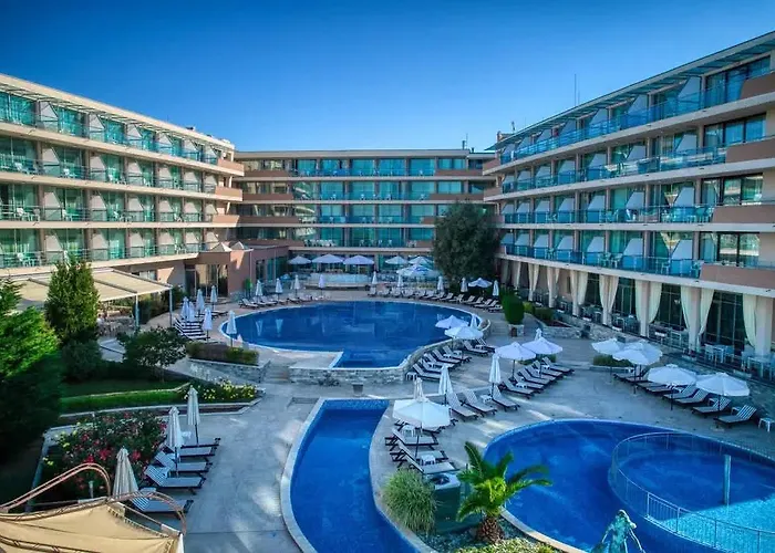 Sandy Bay Отель Елените