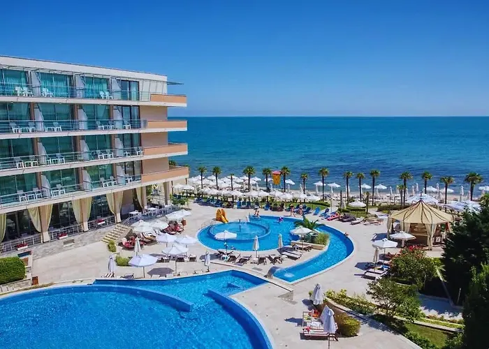 Sandy Bay Отель Елените